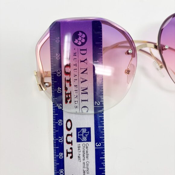 Oversized Graduated Purple to Clear Sunglasses - Picture 11 of 12